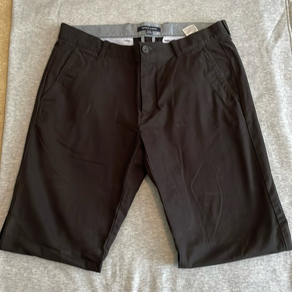 Men’s black chinos